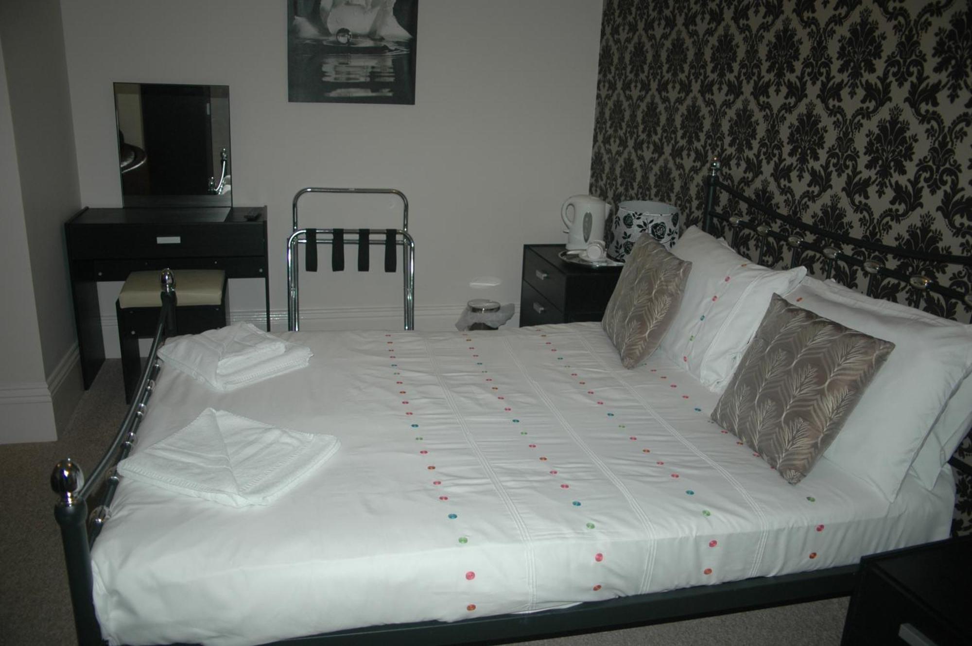 Somerton Lodge (Adults Only) Shanklin Bagian luar foto